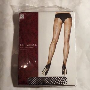 Leg Avenue Backseam Fishnet Plus Size Pantyhose​